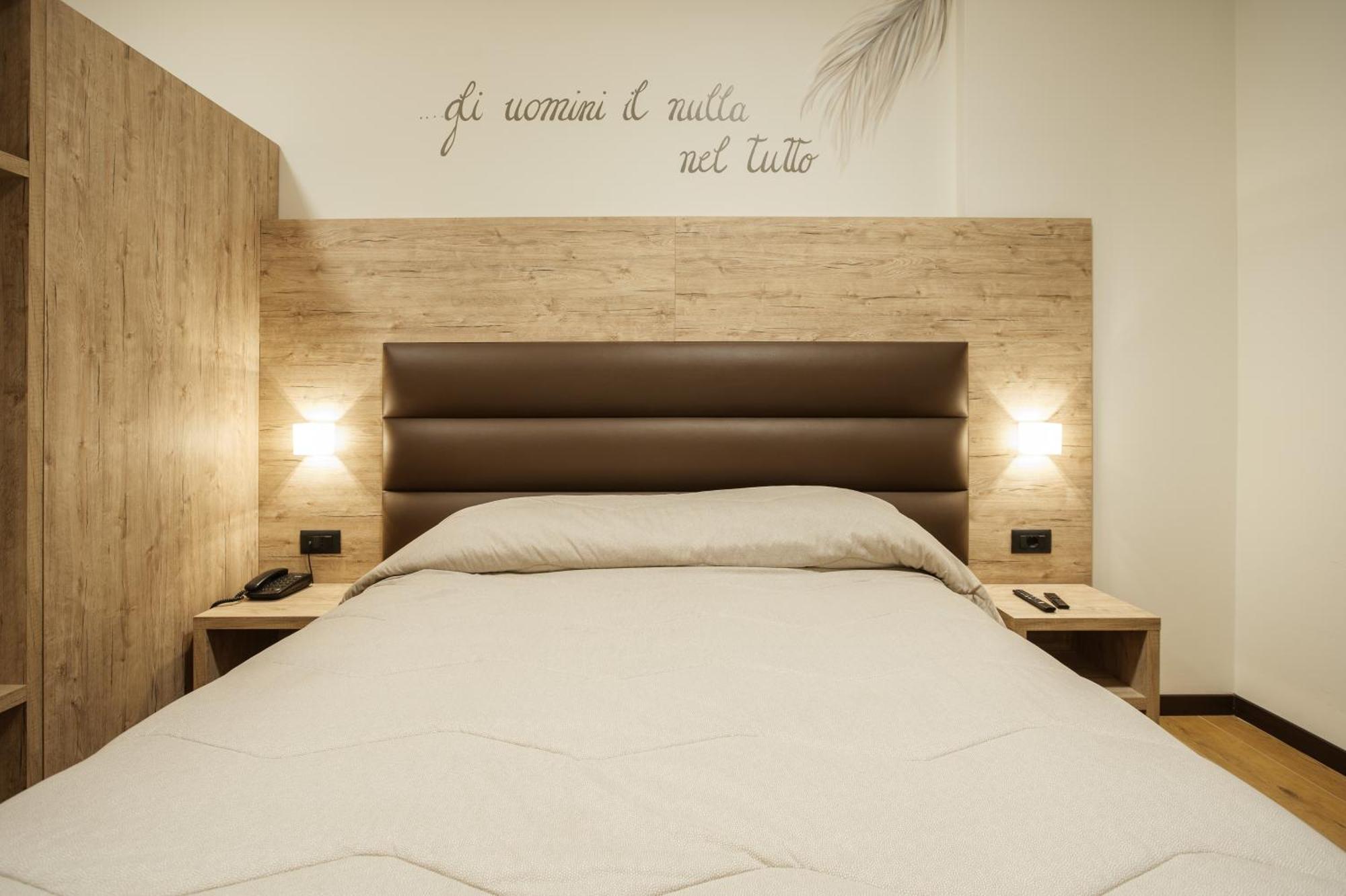 Hotel Ristorante Da Tonino Recanati Buitenkant foto