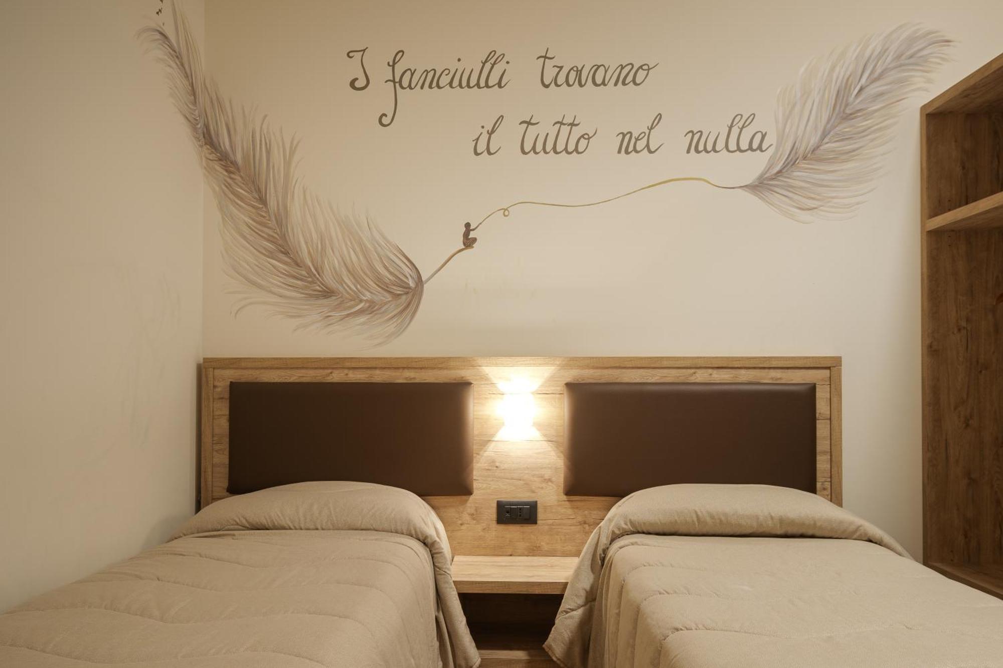 Hotel Ristorante Da Tonino Recanati Buitenkant foto